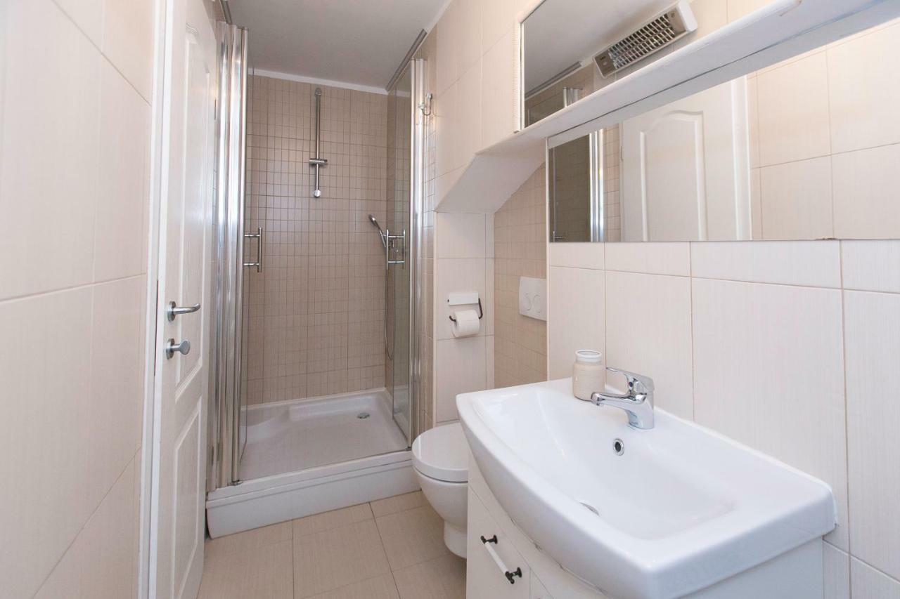 Apartament Miraflores *